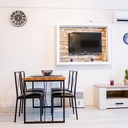 Calin Luma Studio Apartment Navodari Luaran gambar