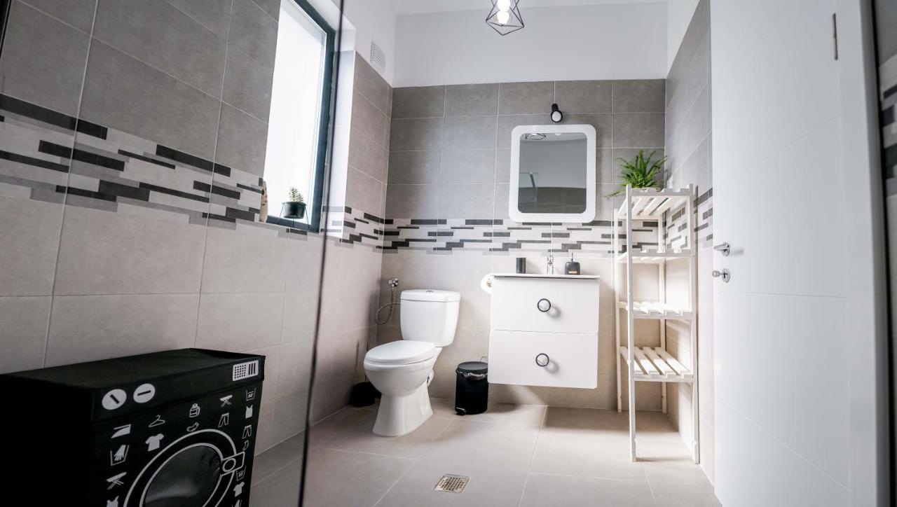 Calin Luma Studio Apartment Navodari Luaran gambar